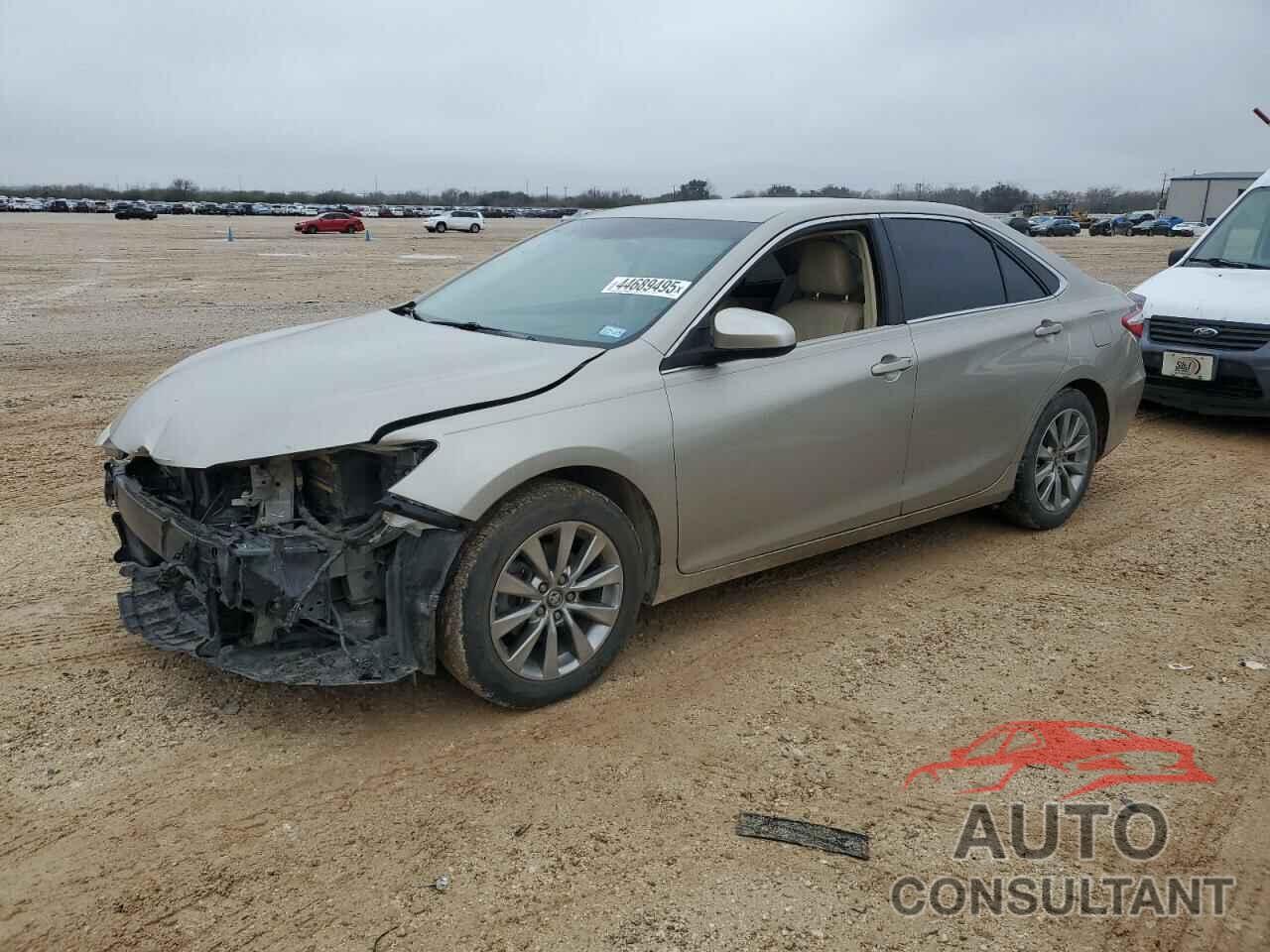 TOYOTA CAMRY 2016 - 4T4BF1FK8GR563372