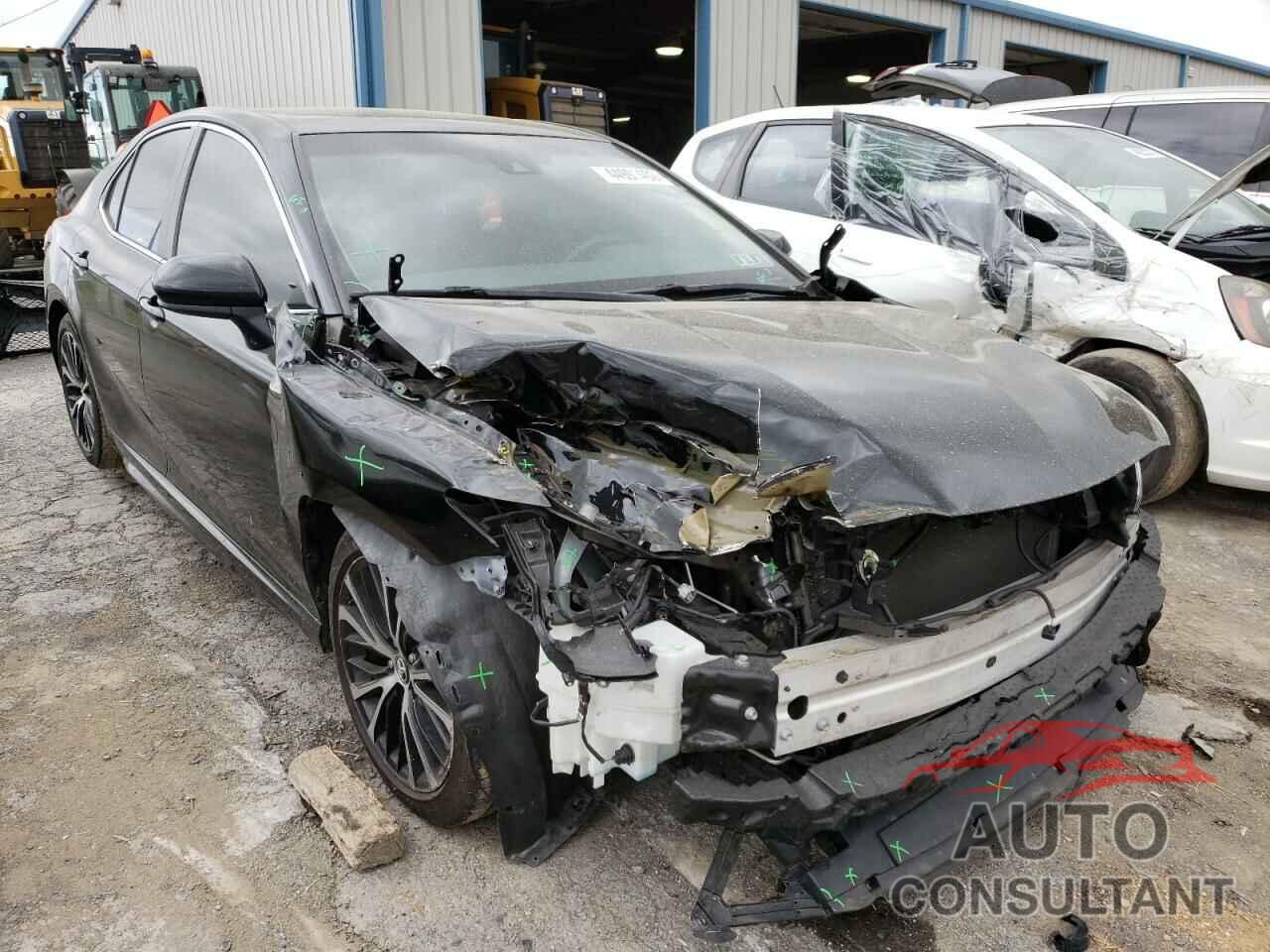 TOYOTA CAMRY 2018 - 4T1B11HK7JU642027