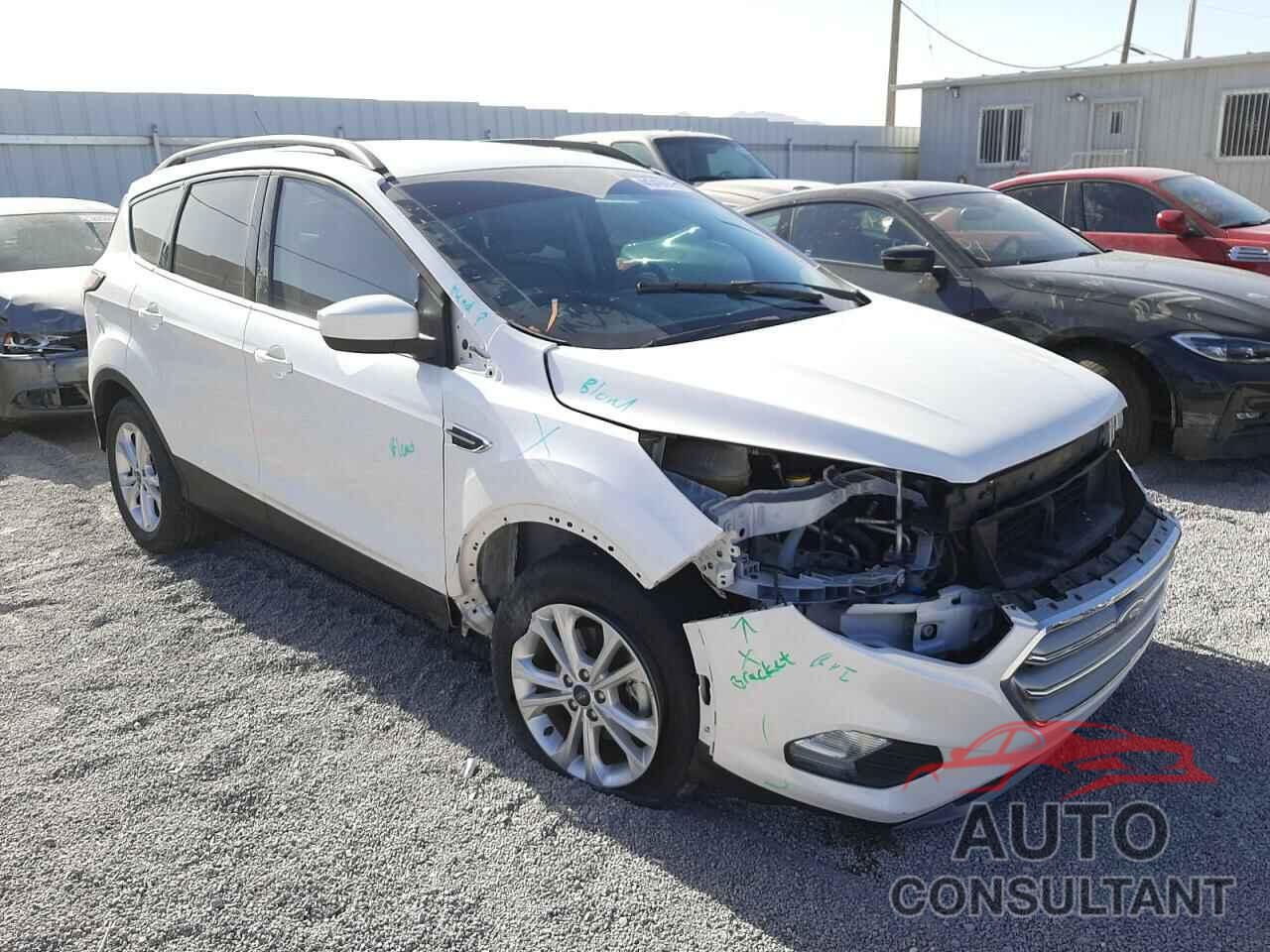 FORD ESCAPE 2017 - 1FMCU0GD1HUC34867