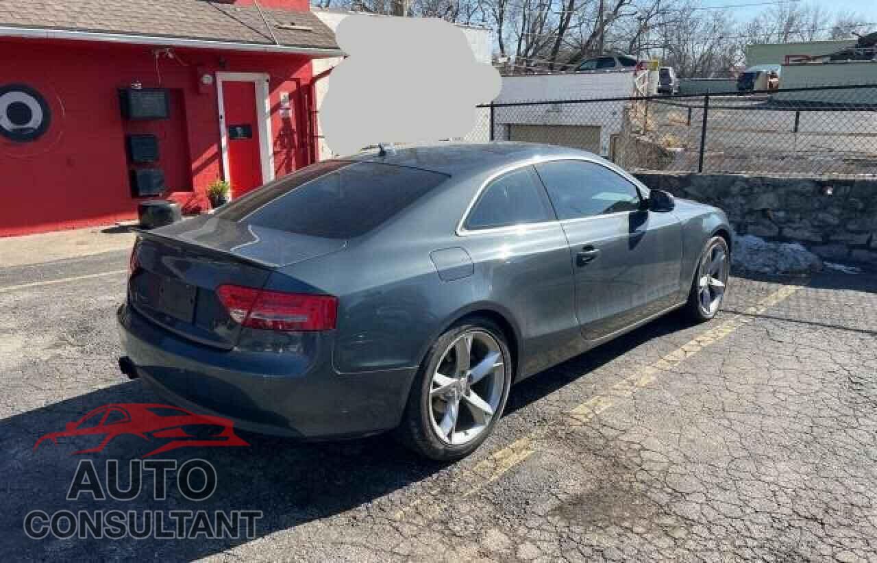 AUDI A5 2011 - WAULFAFR8BA066779