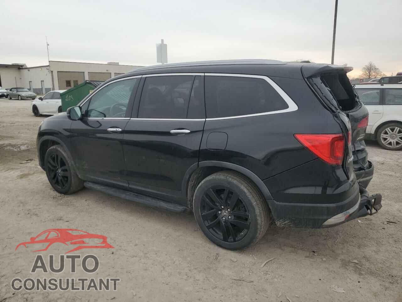 HONDA PILOT 2016 - 5FNYF6H92GB060204