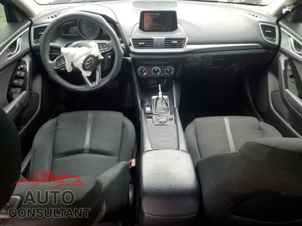 MAZDA 3 2017 - 3MZBN1U70HM103447