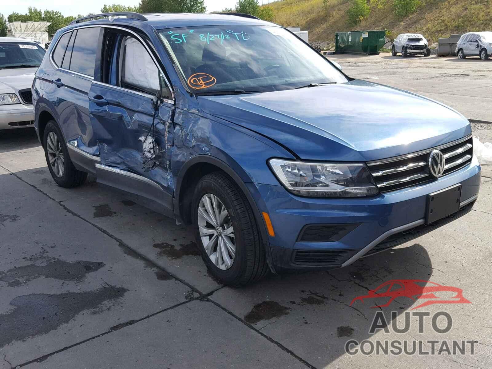 VOLKSWAGEN TIGUAN SE 2018 - 3VV2B7AX3JM126215