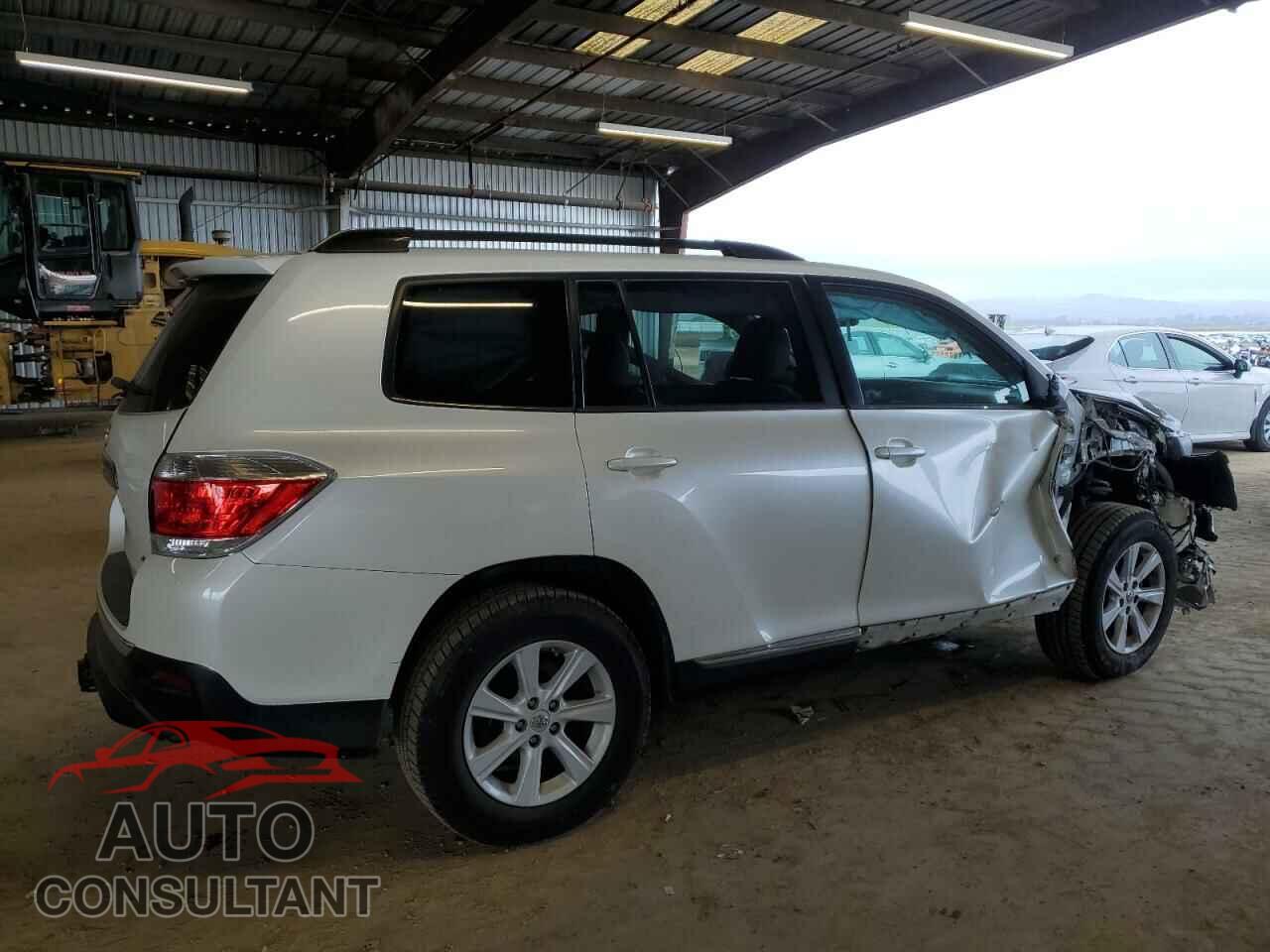 TOYOTA HIGHLANDER 2013 - 5TDBK3EH8DS253122