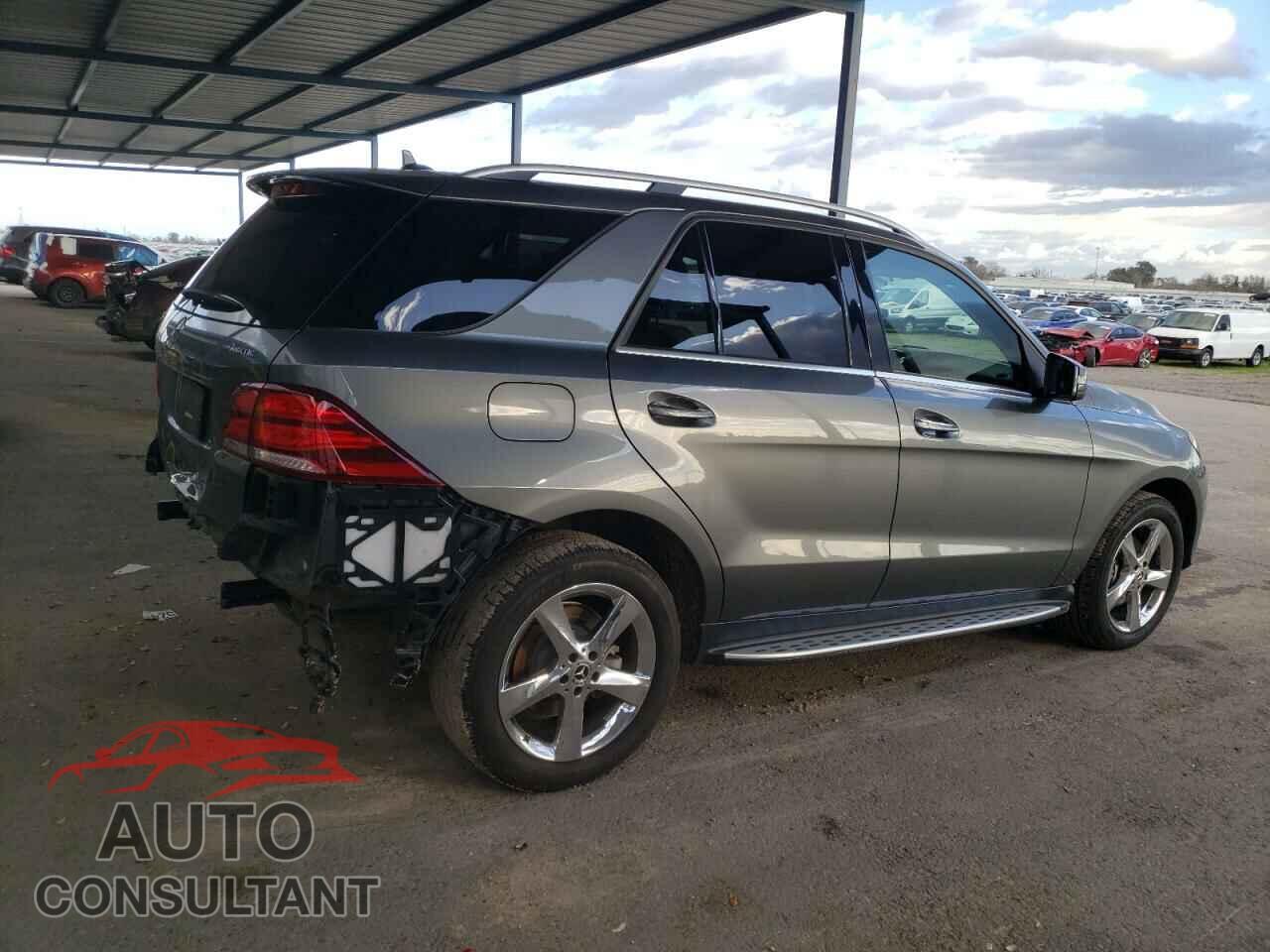 MERCEDES-BENZ GLE-CLASS 2018 - 4JGDA5HB2JB095759
