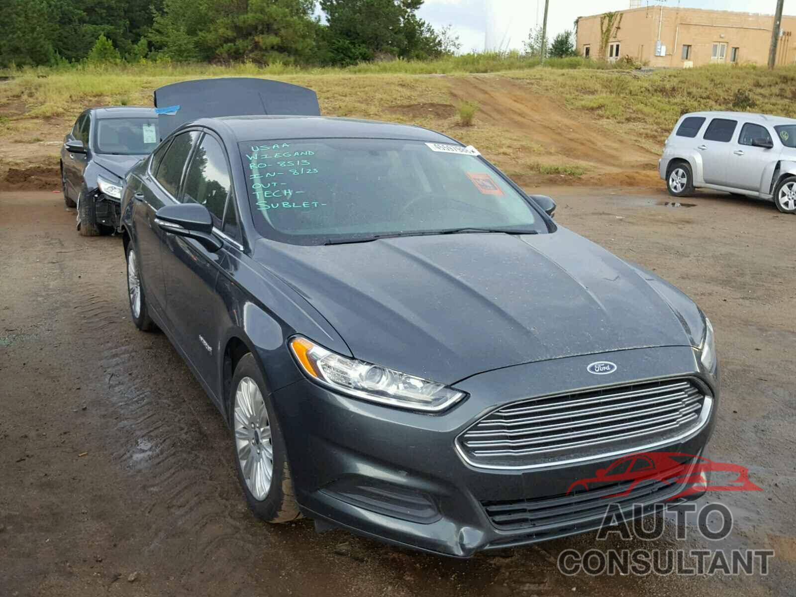 FORD FUSION 2015 - 3FA6P0LUXFR241826