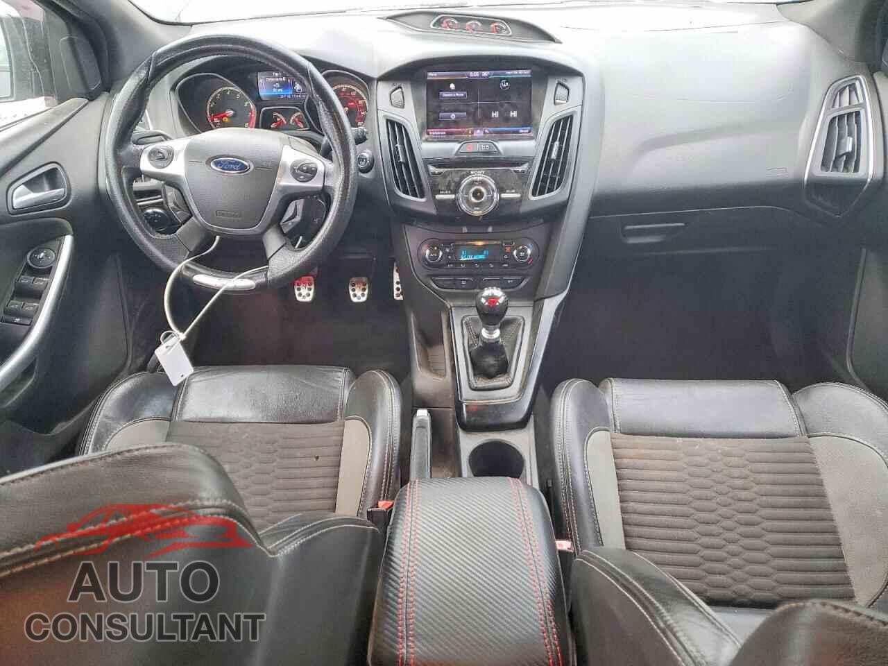 FORD FOCUS 2013 - 1FADP3L91DL172153