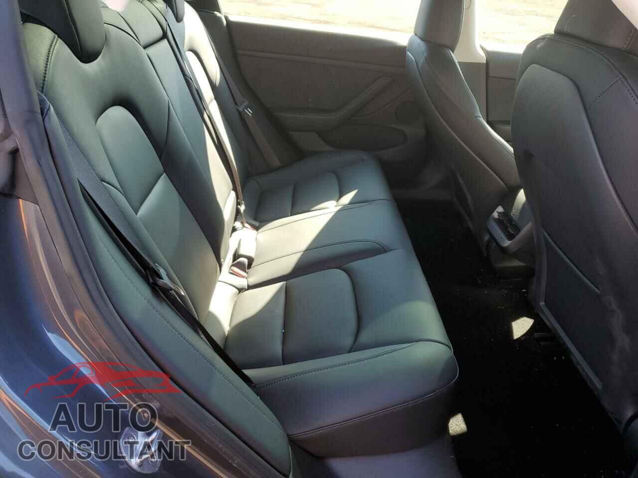 TESLA MODEL 3 2023 - 5YJ3E1EBXPF704278