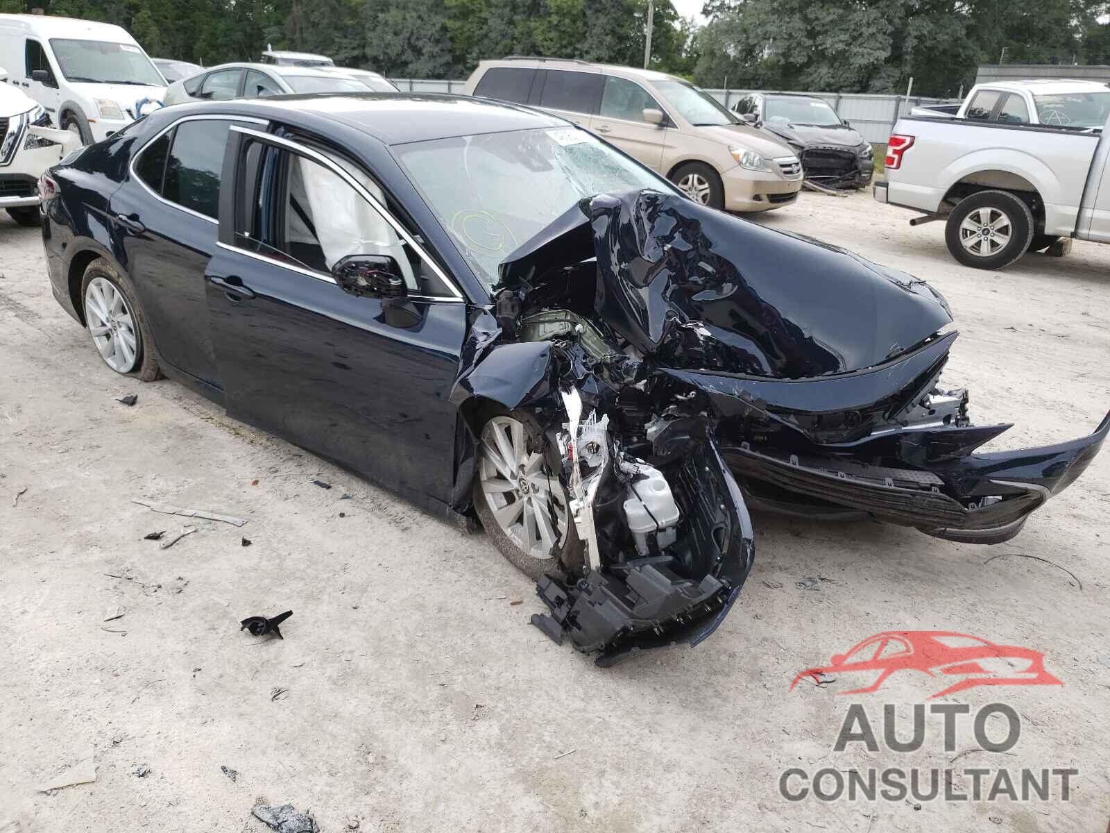 TOYOTA CAMRY 2021 - 4T1C11AK7MU532033