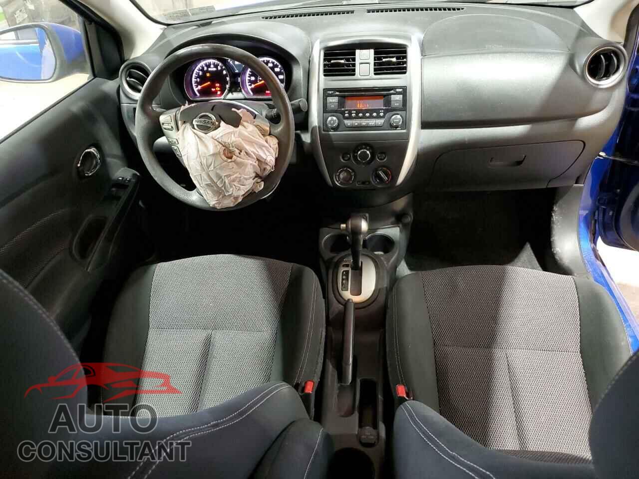 NISSAN VERSA 2017 - 3N1CN7AP3HL841458