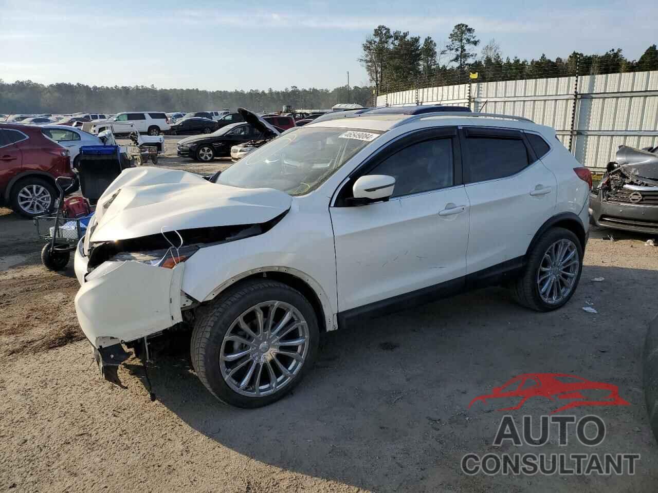 NISSAN ROGUE 2019 - JN1BJ1CP6KW222971