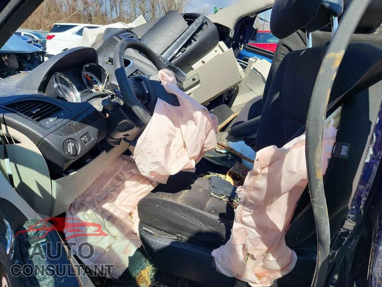 DODGE CARAVAN 2015 - 2C4RDGBG4FR516584