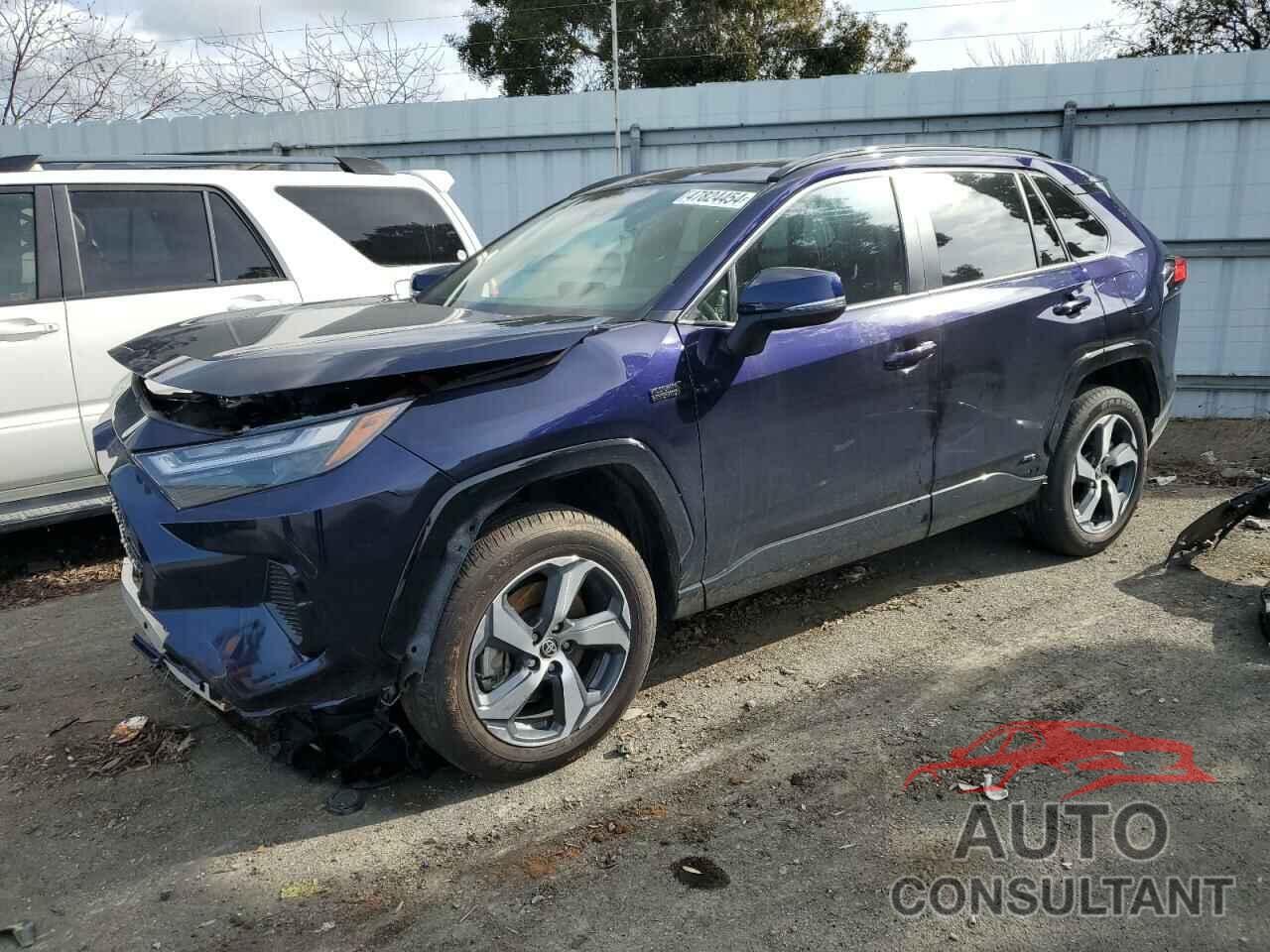 TOYOTA RAV4 2023 - JTMAB3FV2PD163013