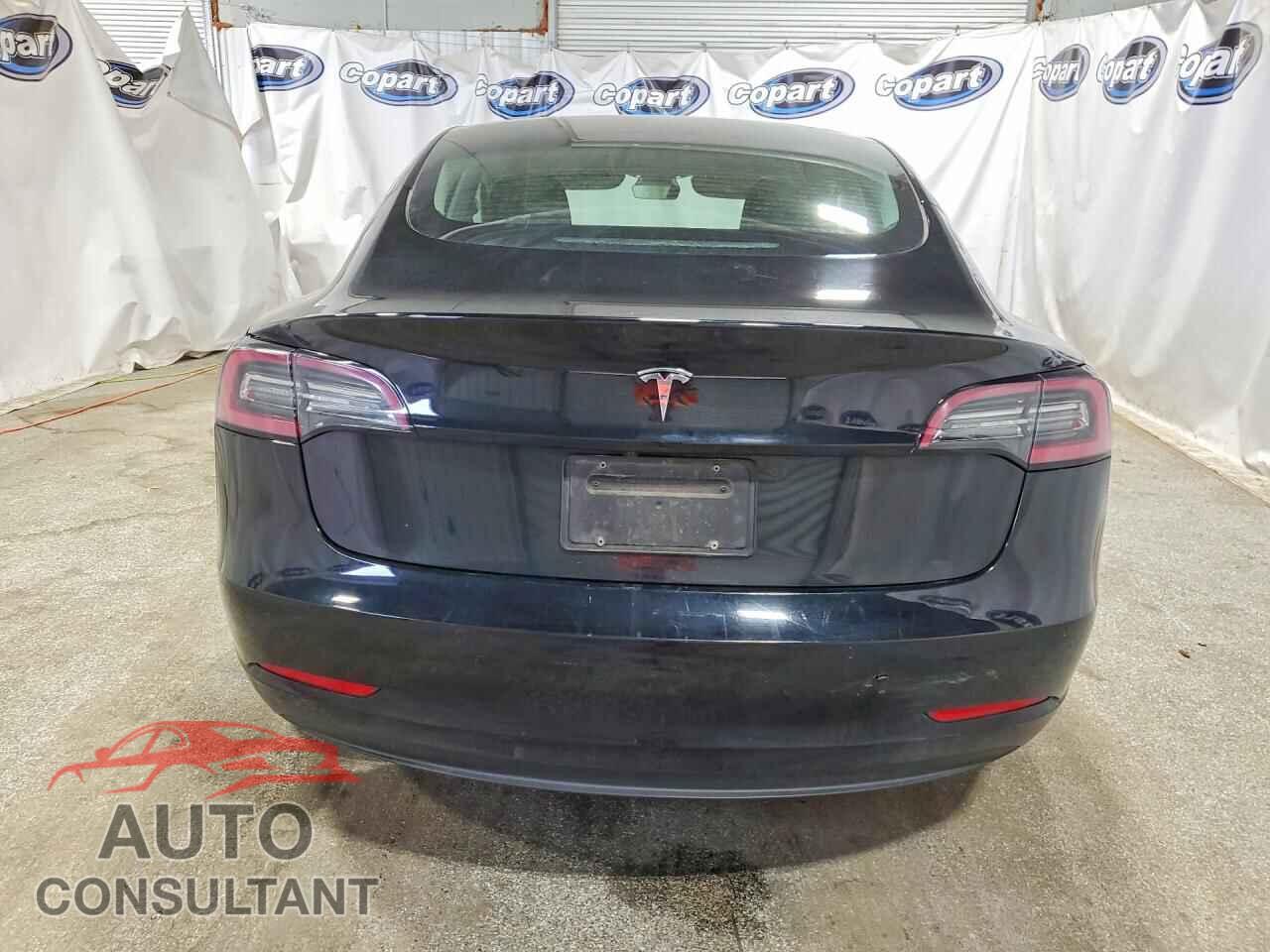 TESLA MODEL 3 2022 - 5YJ3E1EA3NF372009