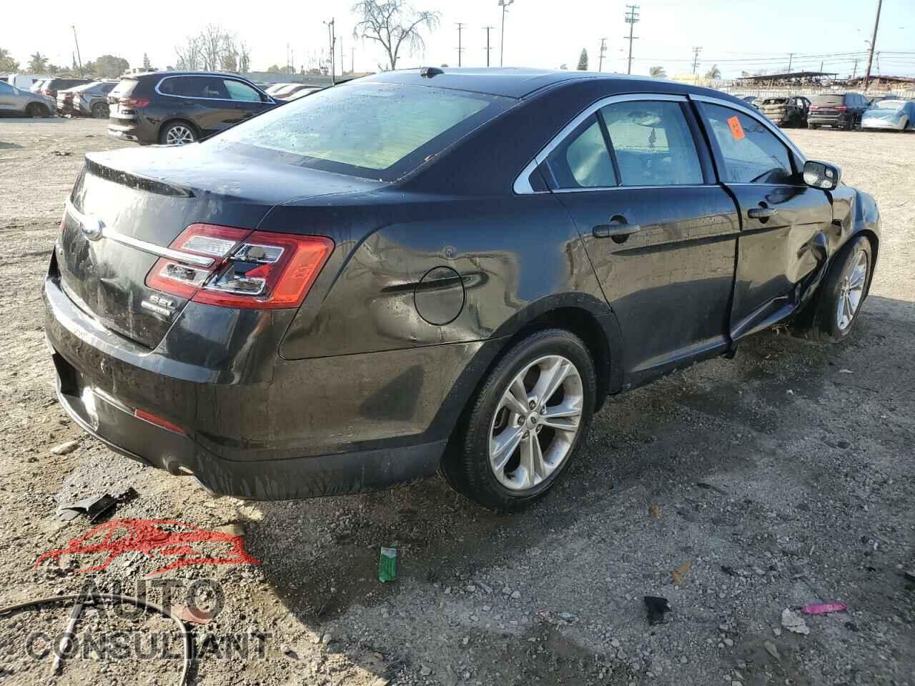 FORD TAURUS 2013 - 1FAHP2E81DG117338