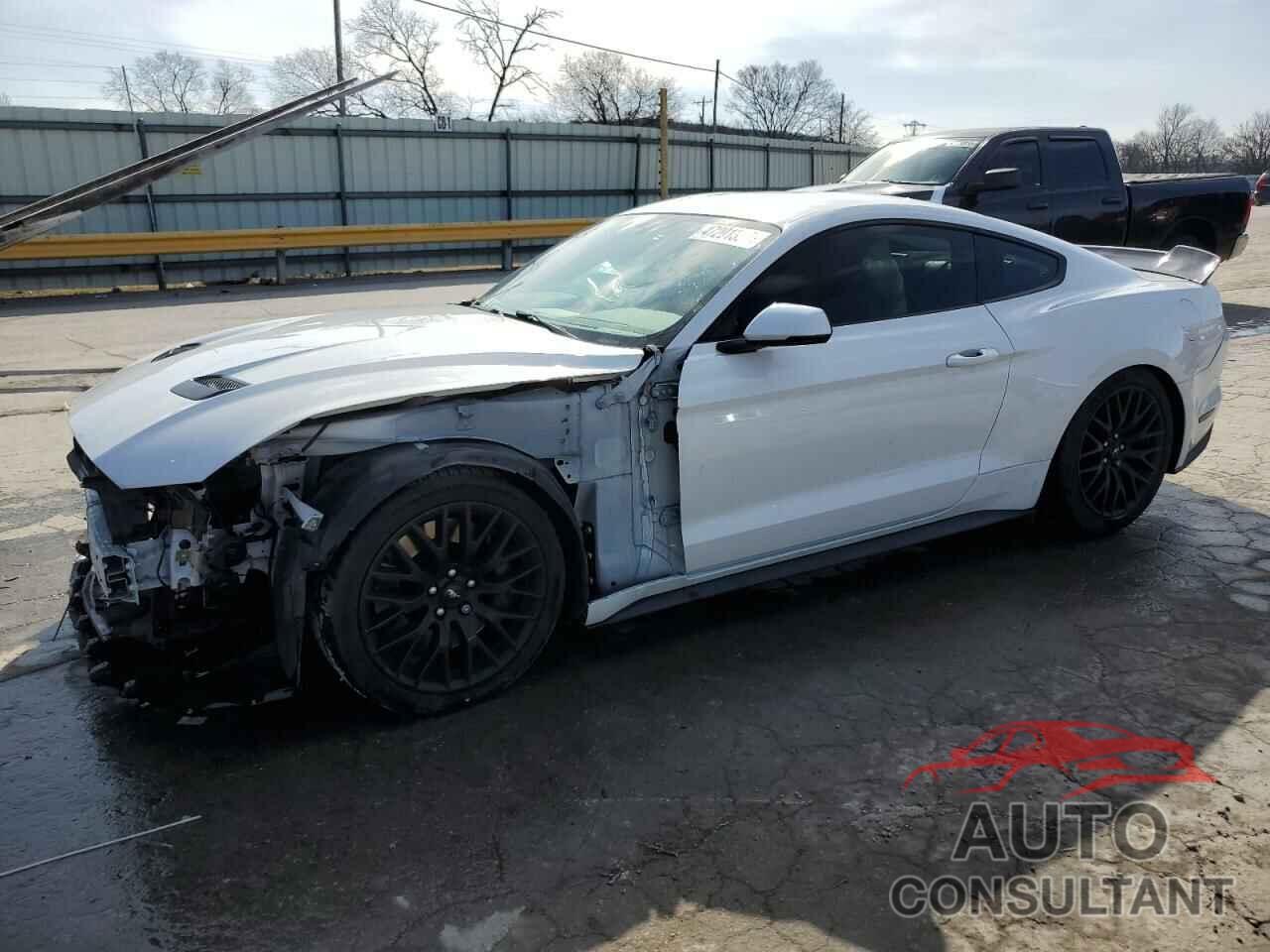 FORD MUSTANG 2020 - 1FA6P8CF6L5108186