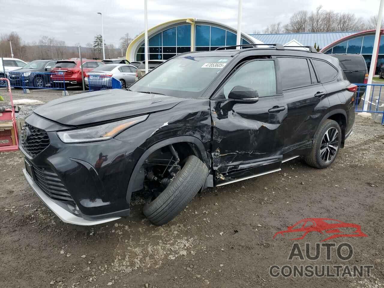 TOYOTA HIGHLANDER 2022 - 5TDJZRBHXNS249170