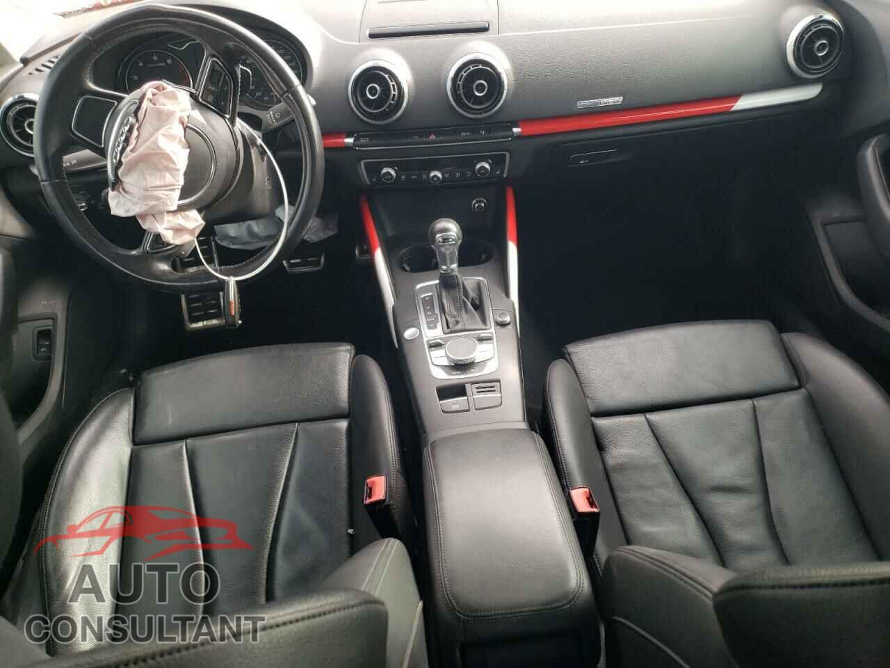 AUDI A3 2015 - WAUEFGFF5F1026327