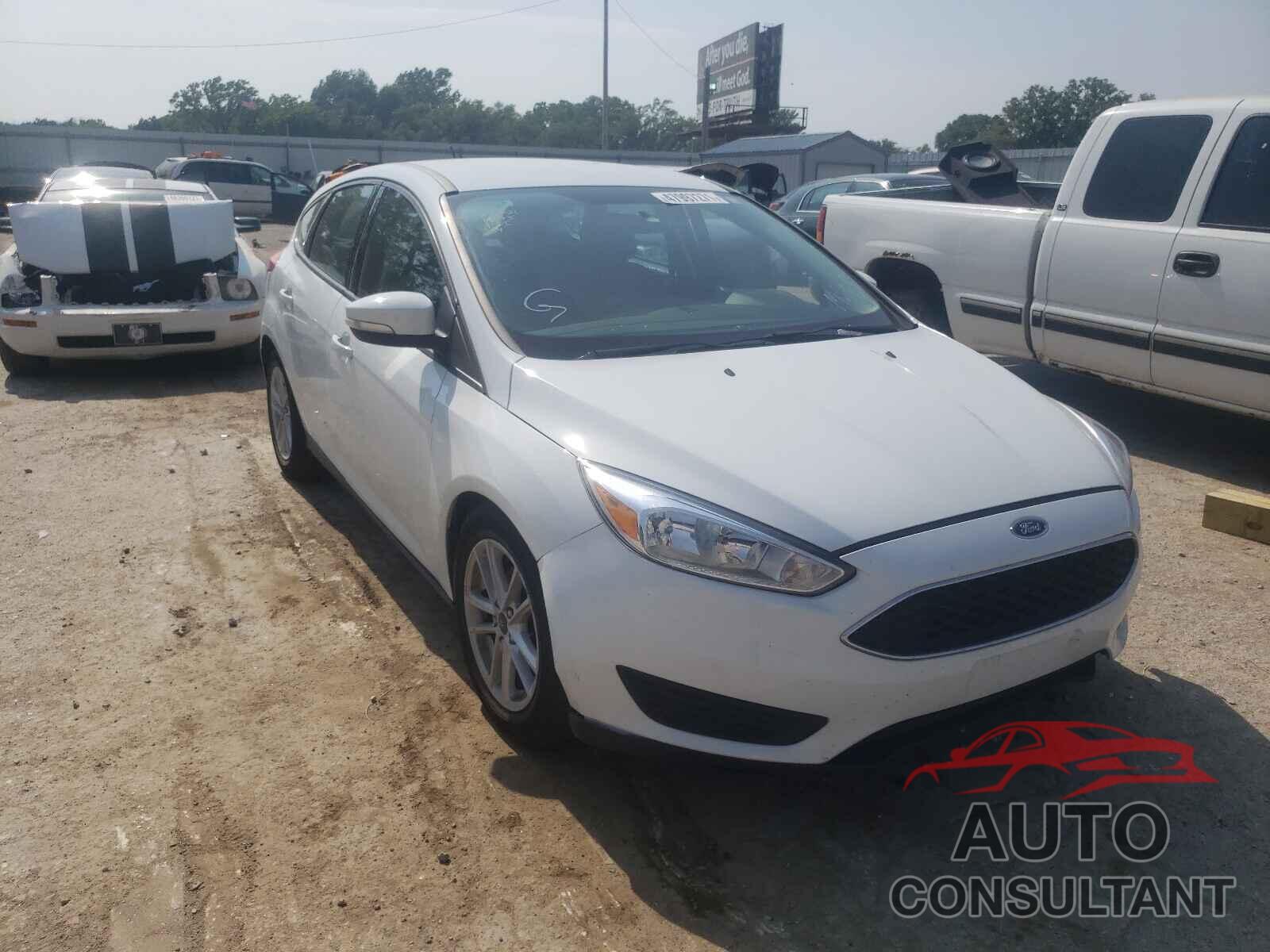 FORD FOCUS 2017 - 1FADP3K22HL319008