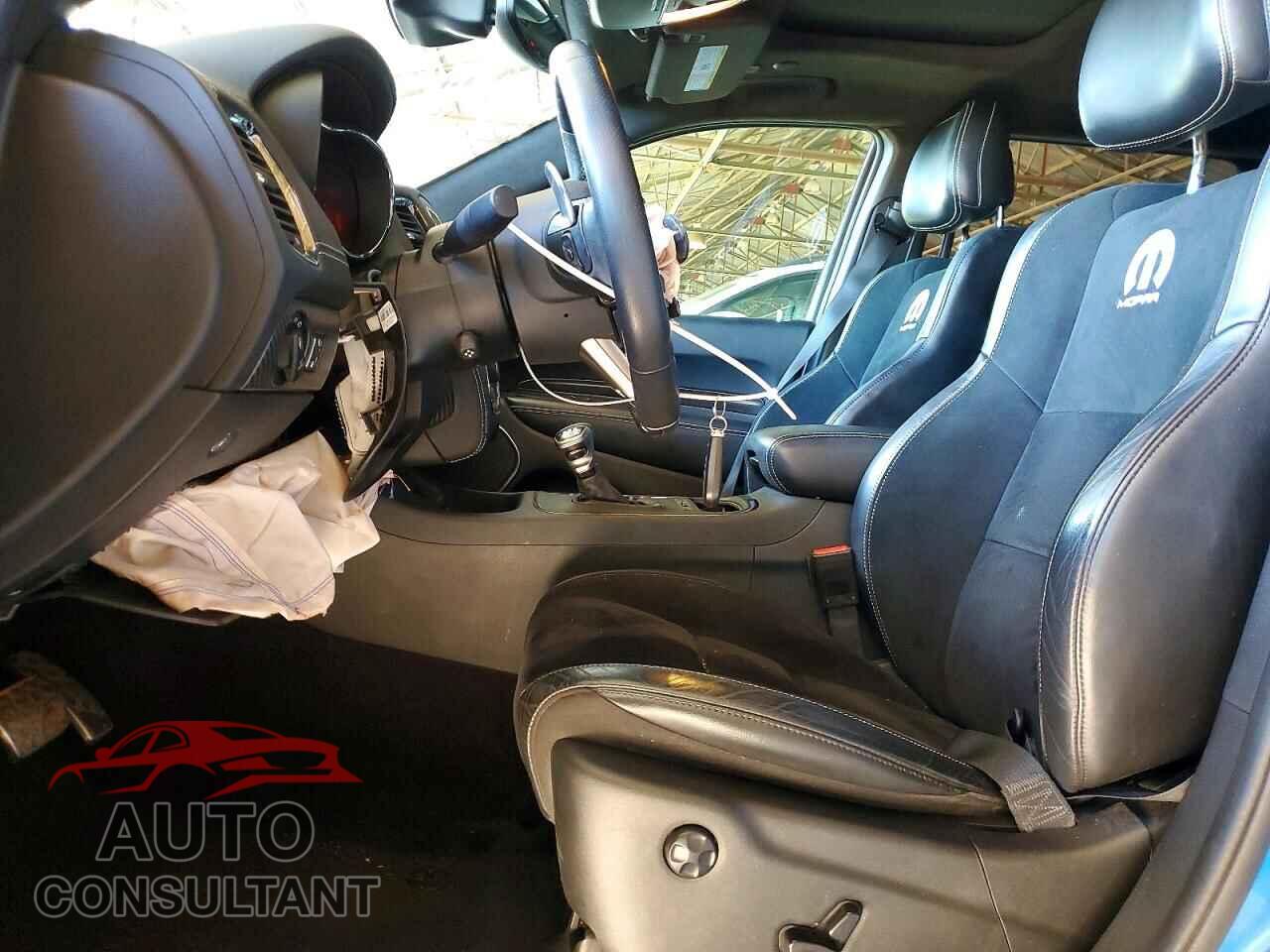 DODGE DURANGO 2018 - 1C4SDJGJ4JC482912