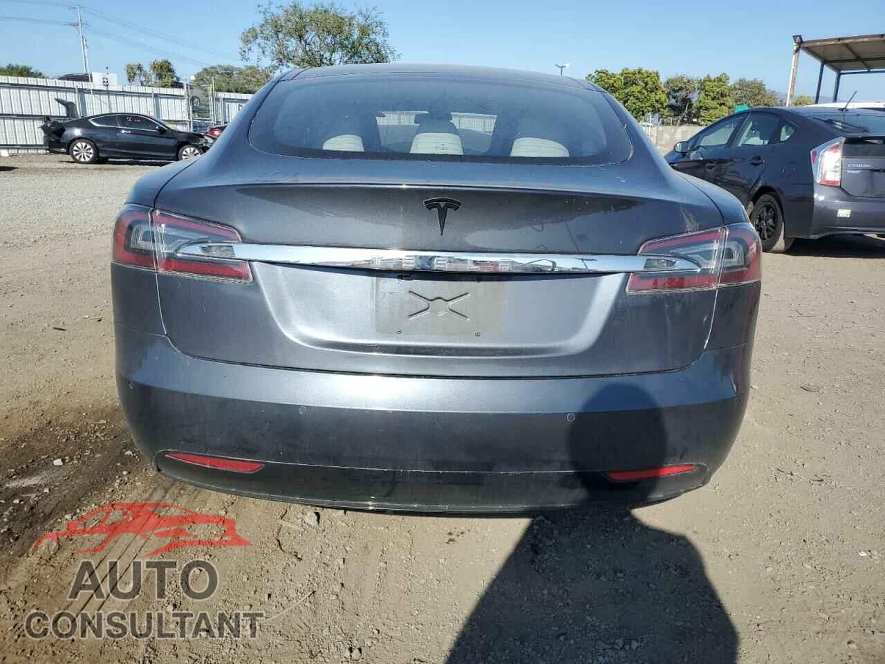 TESLA MODEL S 2016 - 5YJSA1E24GF144488
