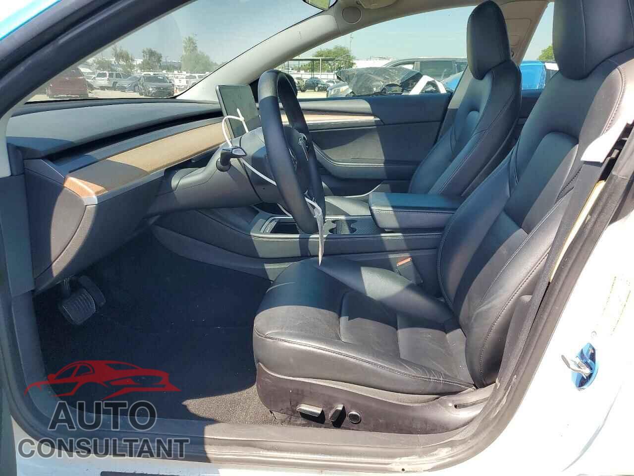 TESLA MODEL 3 2022 - 5YJ3E1EB3NF211183
