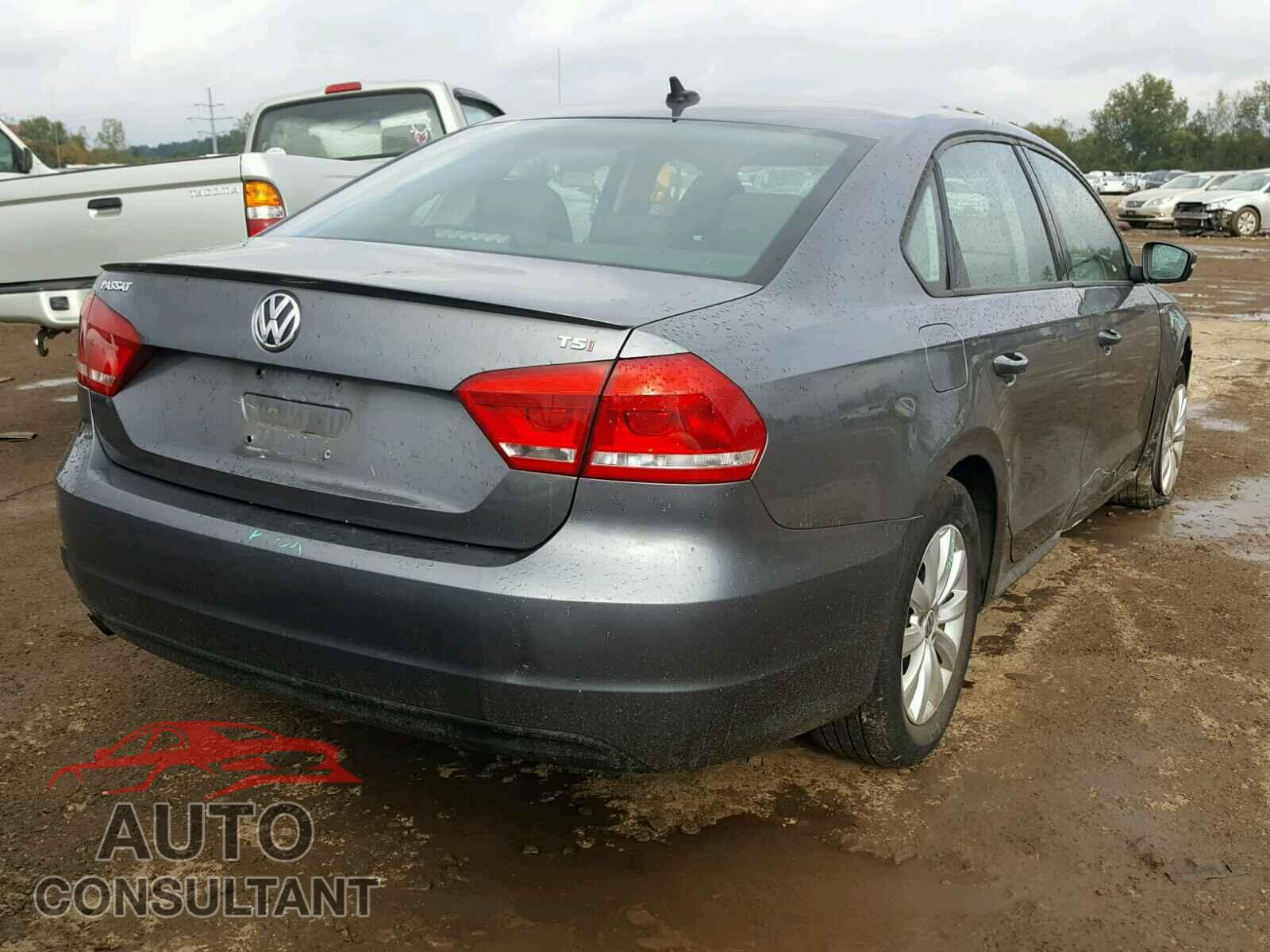VOLKSWAGEN PASSAT 2015 - 1VWAT7A39FC005845