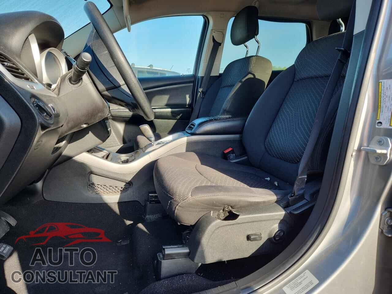 DODGE JOURNEY 2015 - 3C4PDCBG8FT605197