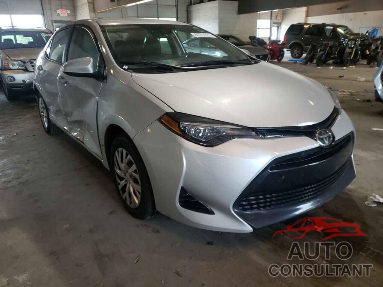 TOYOTA COROLLA 2018 - 5YFBURHE4JP841439