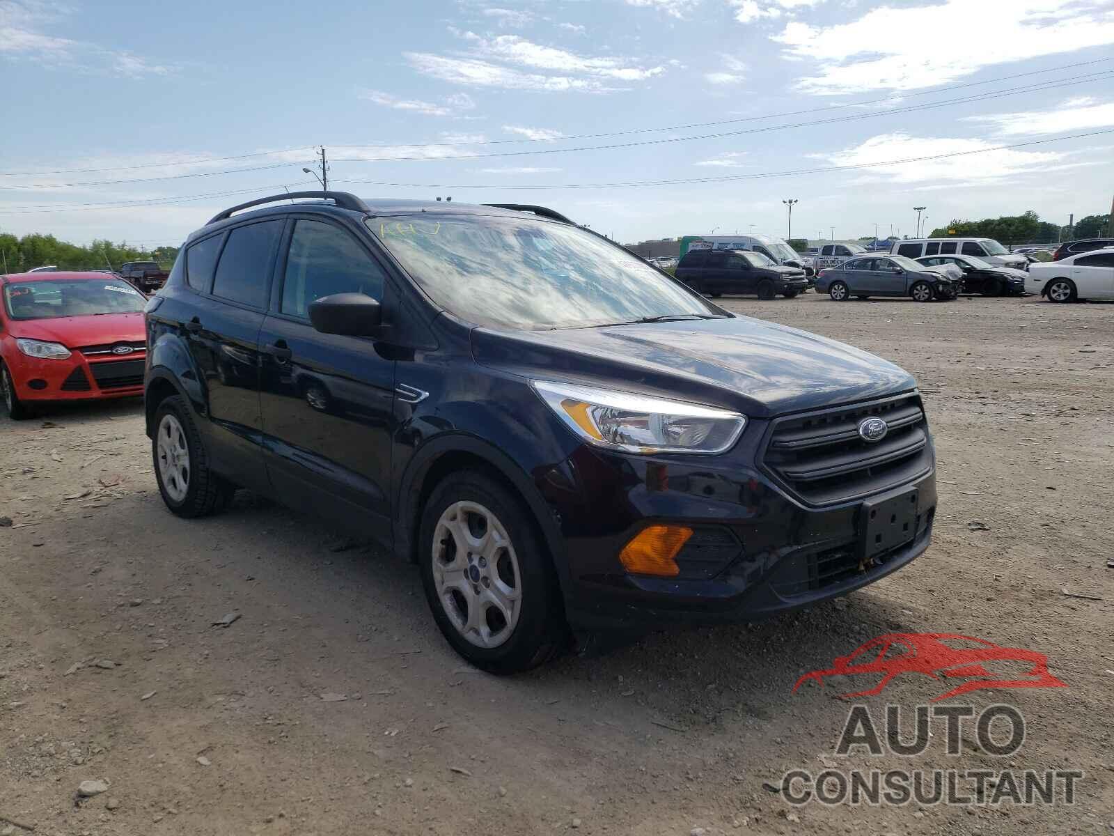 FORD ESCAPE 2017 - 1FMCU0F70HUA41377