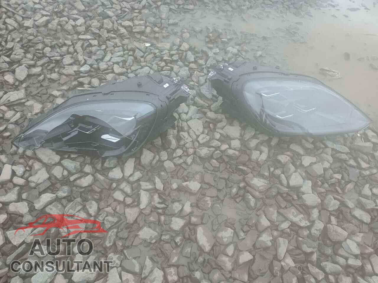 PORSCHE CAYENNE 2024 - WP1AA2AY6RDA06245