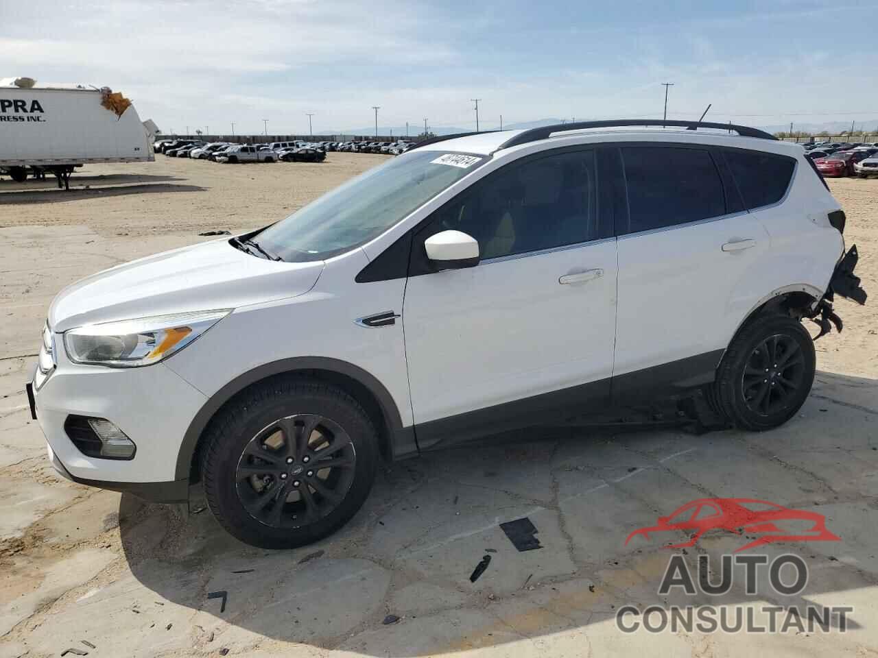 FORD ESCAPE 2018 - 1FMCU9GD7JUA99484