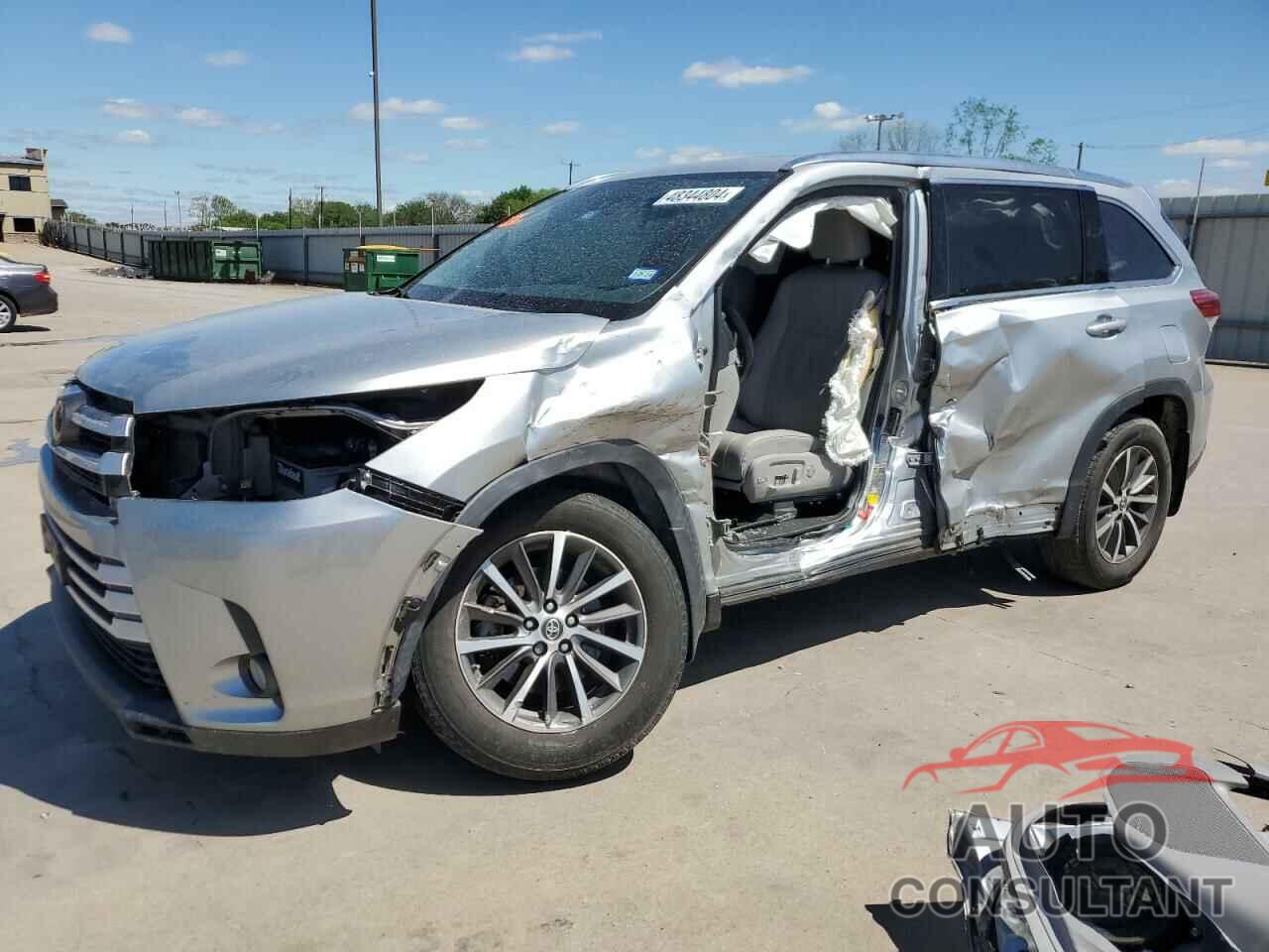 TOYOTA HIGHLANDER 2019 - 5TDKZRFH8KS350492