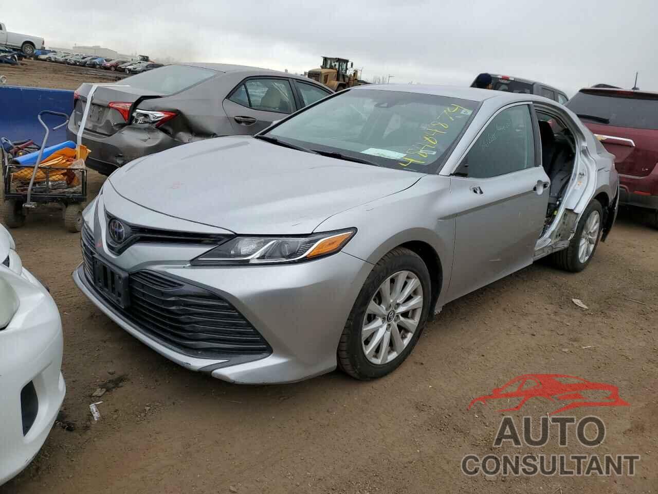 TOYOTA CAMRY 2018 - 4T1B11HK0JU651491