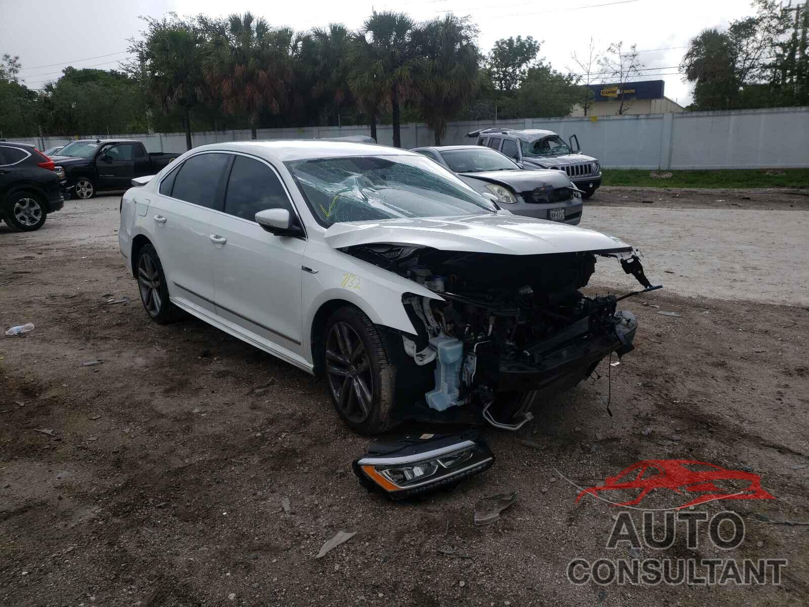VOLKSWAGEN PASSAT 2017 - 1VWDT7A34HC079903