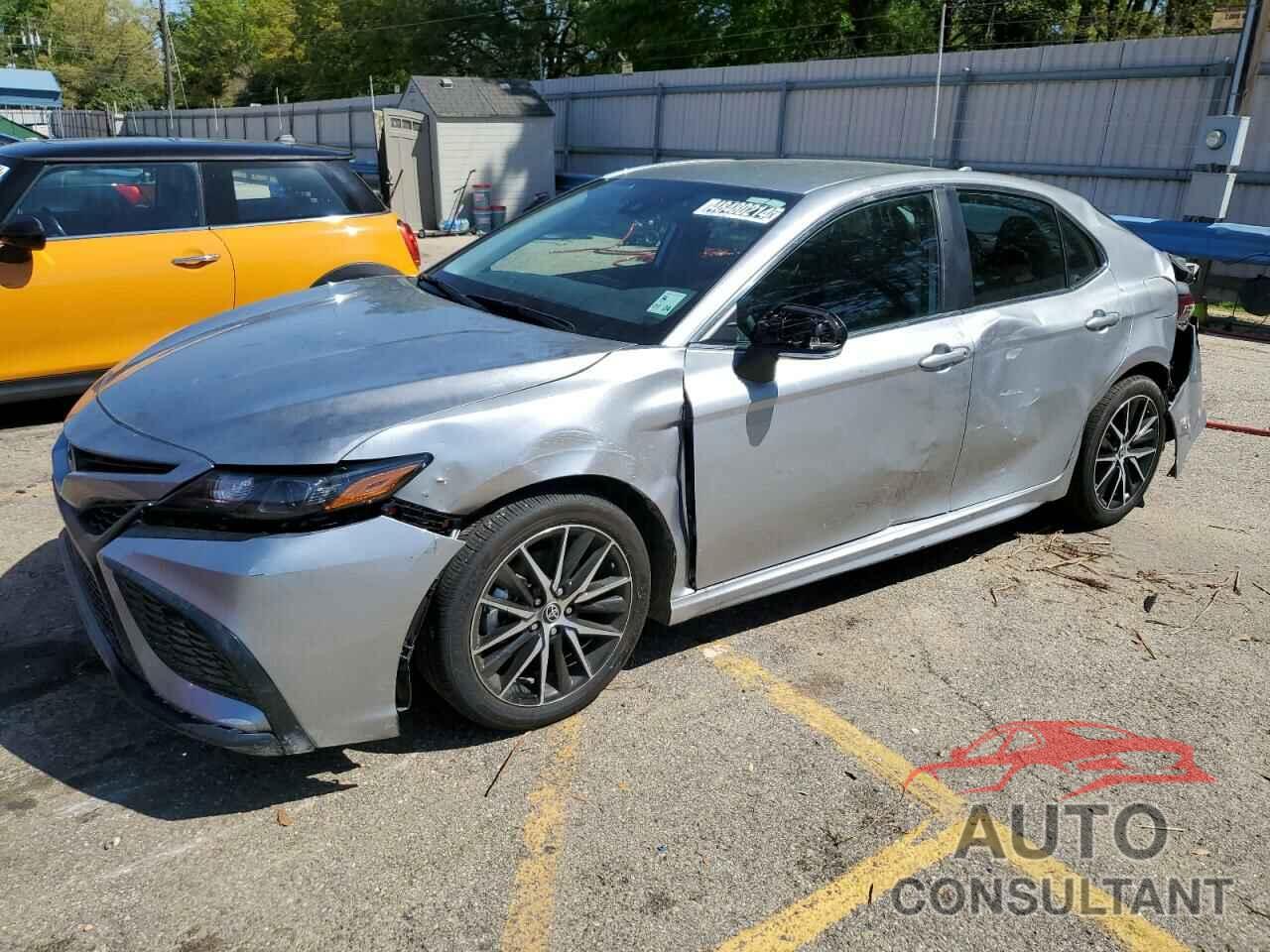 TOYOTA CAMRY 2024 - 4T1G11AK7RU854650