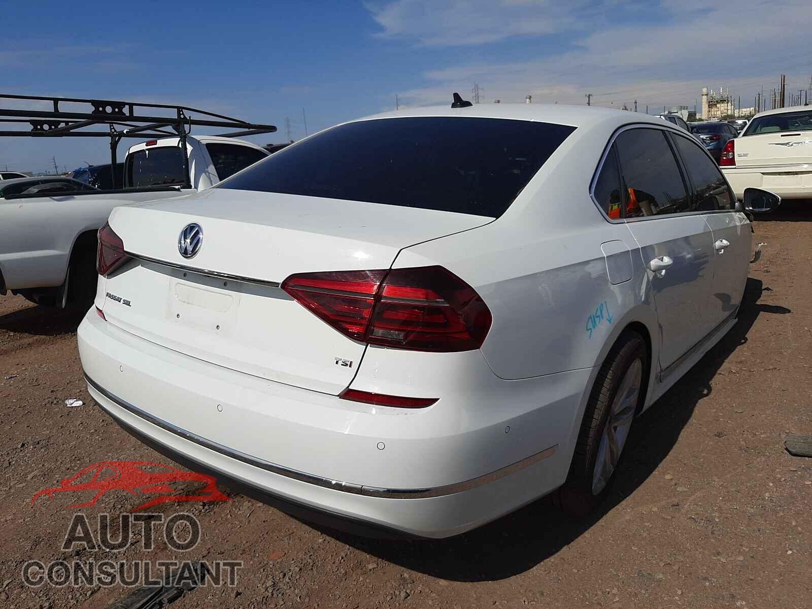 VOLKSWAGEN PASSAT 2017 - 1VWCT7A32HC045129