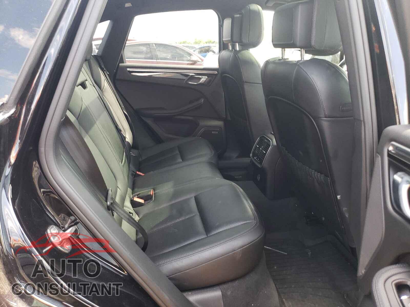 PORSCHE MACAN 2018 - WP1AA2A53JLB17867