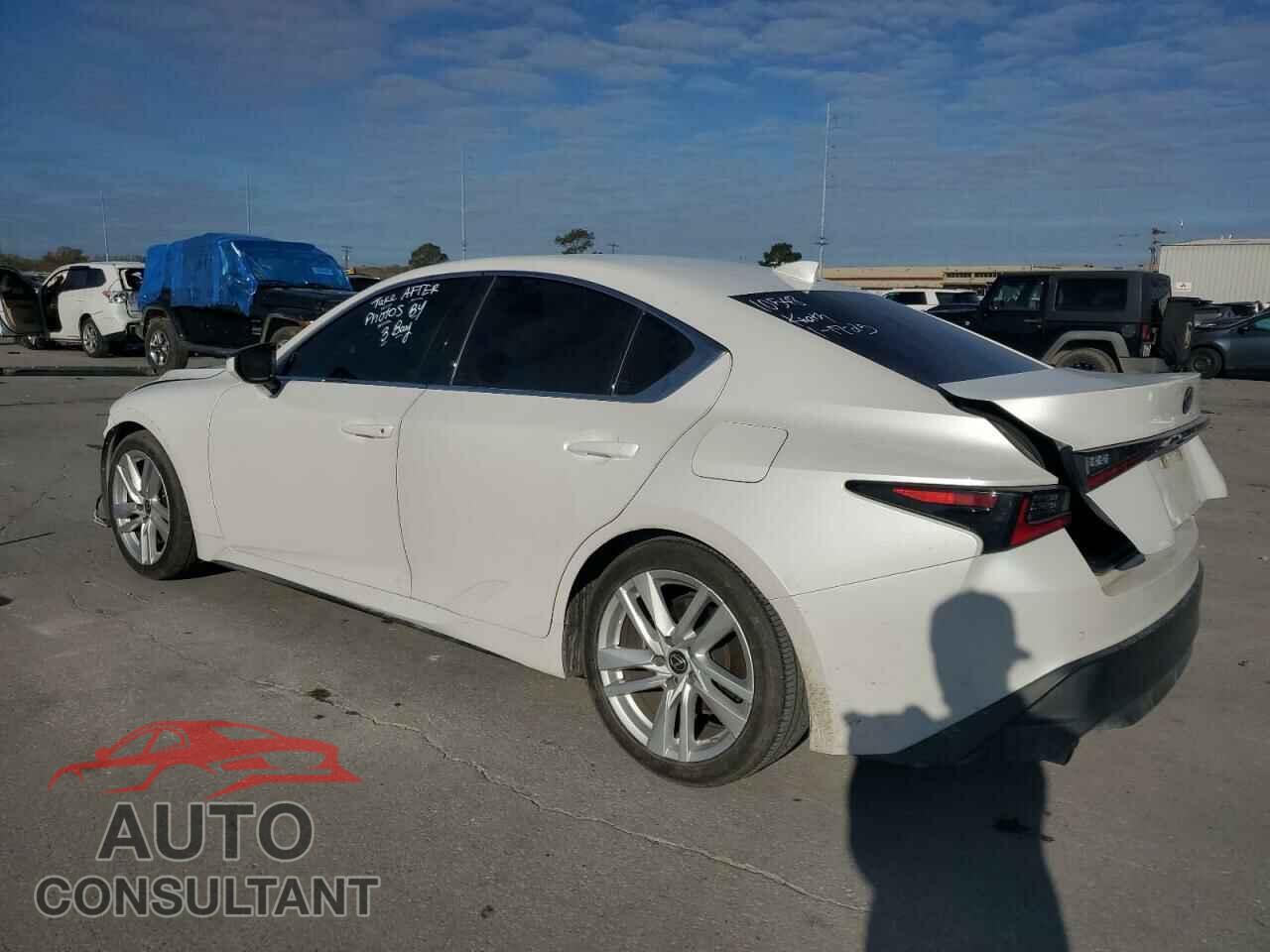LEXUS IS 2022 - JTHCA1D2XN5120103