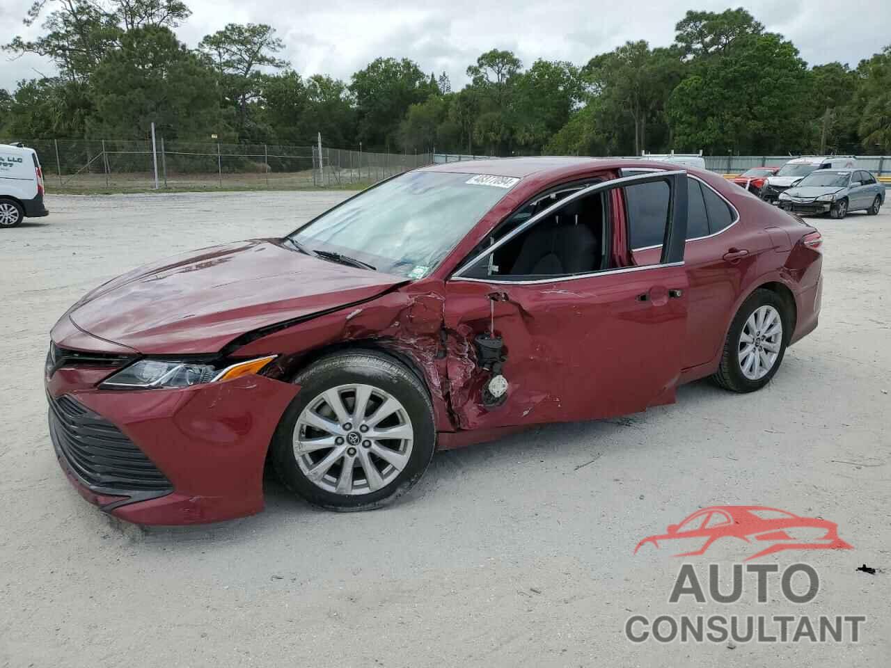 TOYOTA CAMRY 2018 - 4T1B11HK1JU520814