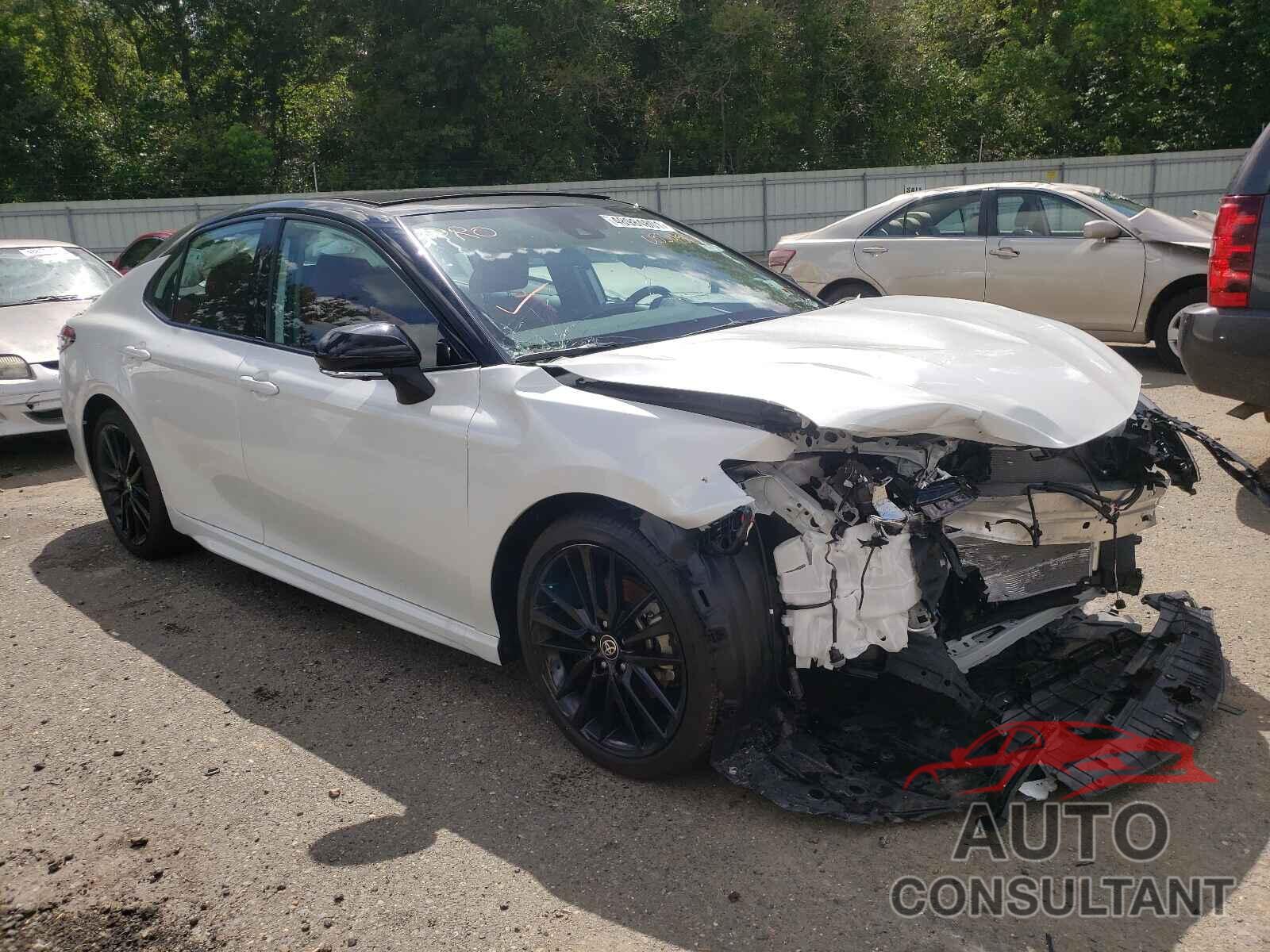 TOYOTA CAMRY 2021 - 4T1KZ1AK0MU053456