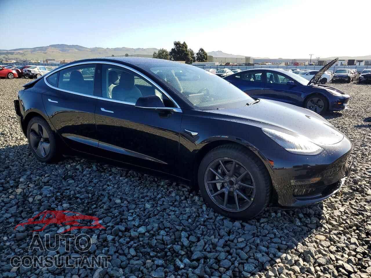 TESLA MODEL 3 2018 - 5YJ3E1EA2JF070978
