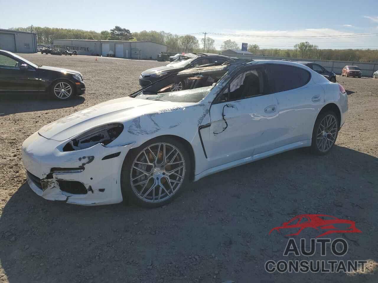 PORSCHE PANAMERA 2014 - WP0AA2A72EL012827