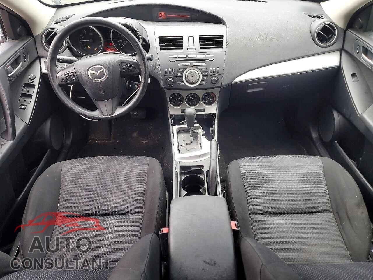 MAZDA 3 2010 - JM1BL1SG8A1176340