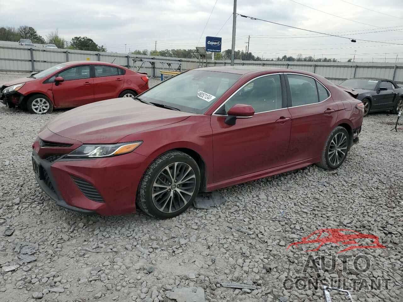 TOYOTA CAMRY 2018 - 4T1B11HK8JU648662