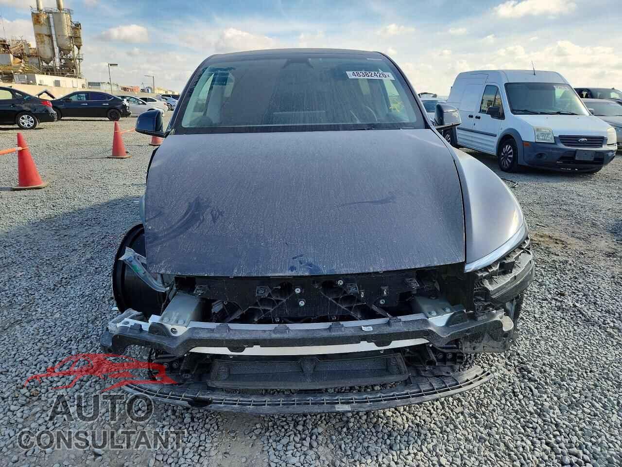 TESLA MODEL Y 2026 - 7SAYGDEE8TF372575