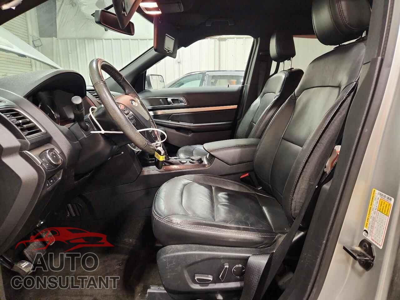 FORD EXPLORER 2018 - 1FM5K8D84JGB65519