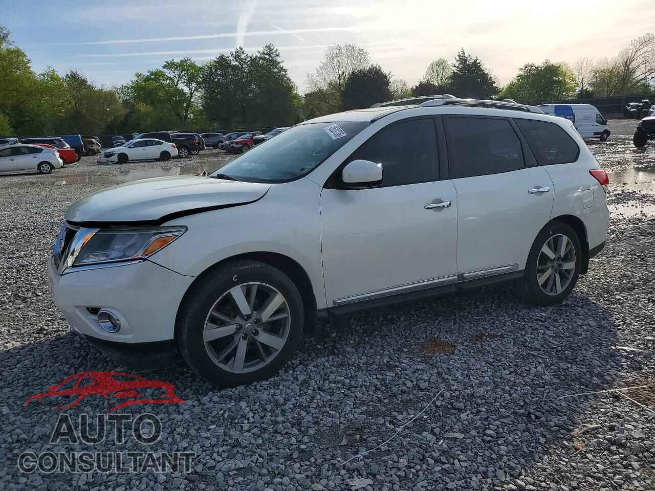 NISSAN PATHFINDER 2015 - 5N1AR2MM2FC643357