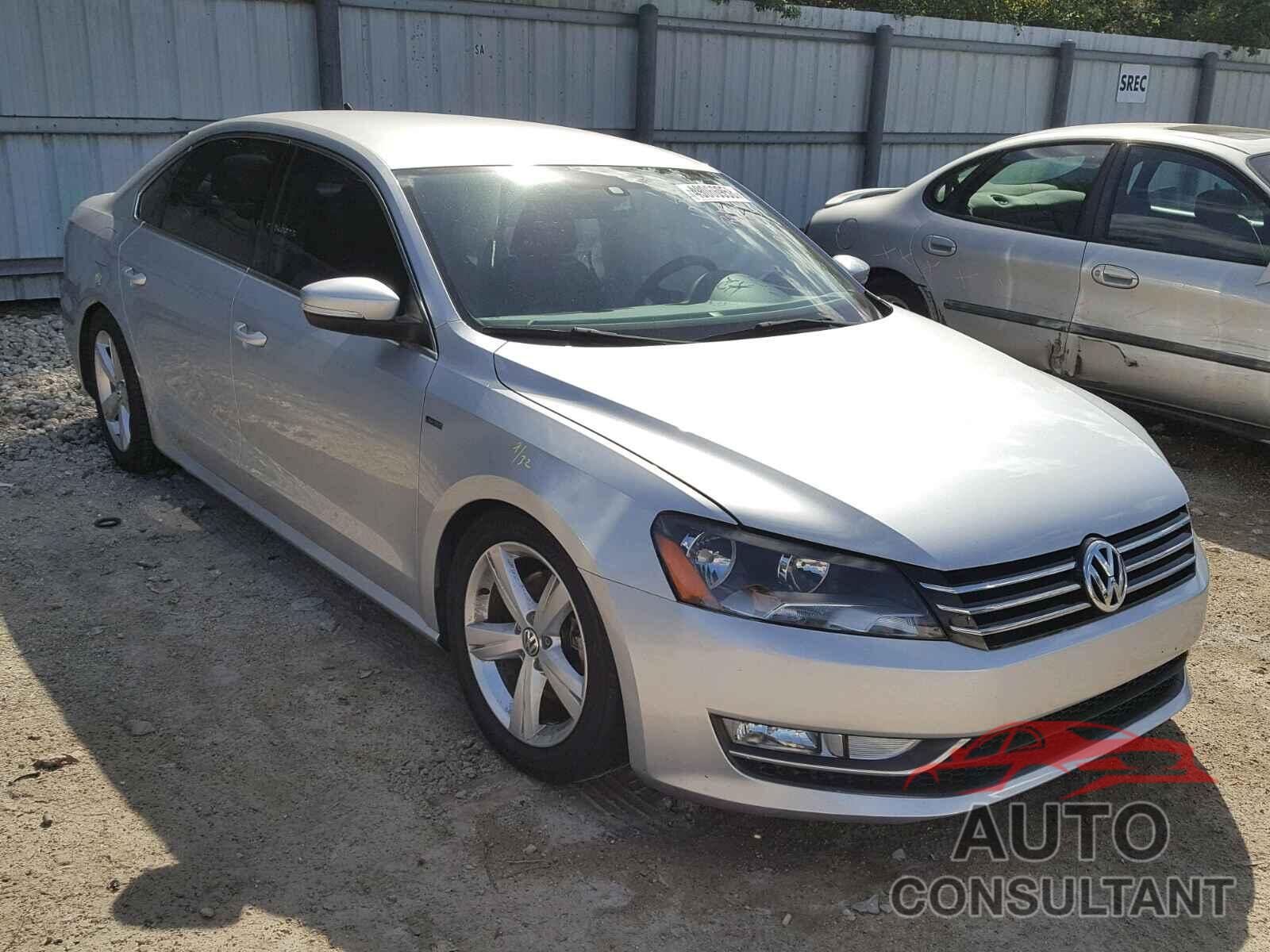 VOLKSWAGEN PASSAT 2015 - 1VWAT7A33FC104399