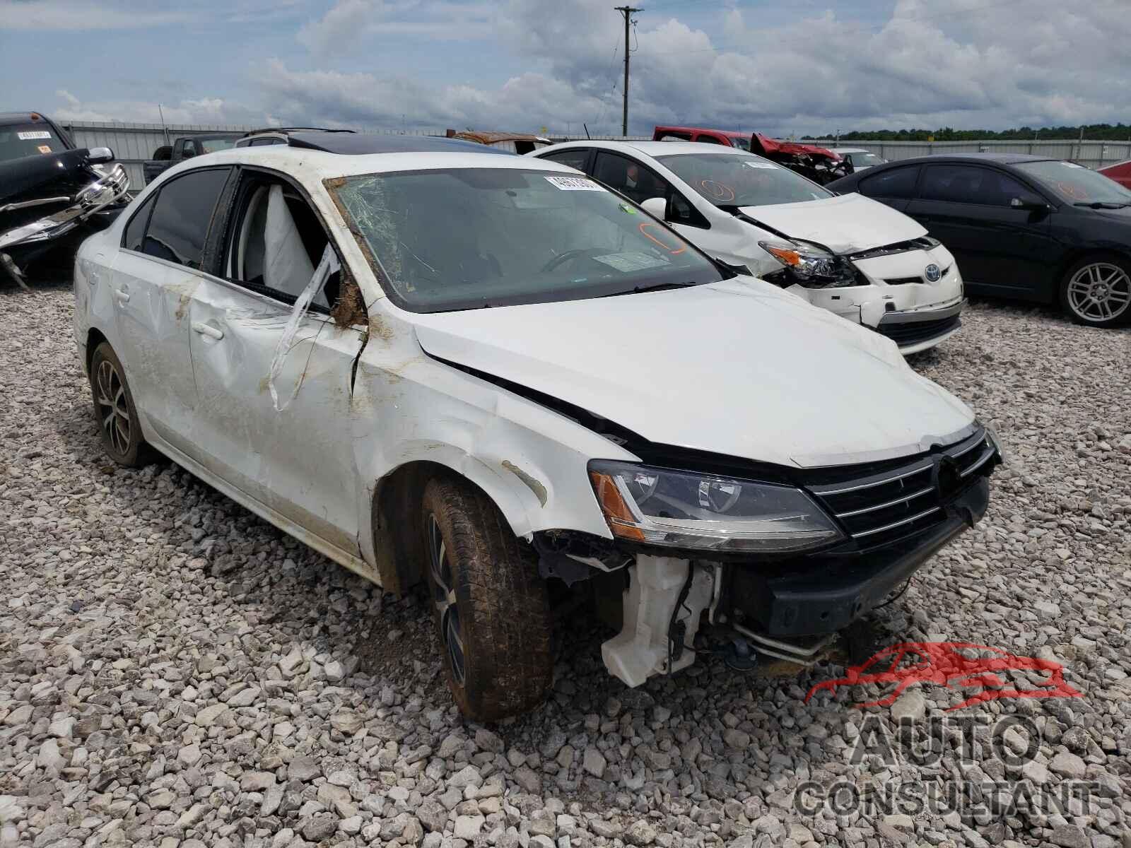 VOLKSWAGEN JETTA 2018 - 3VWB67AJ0JM233699